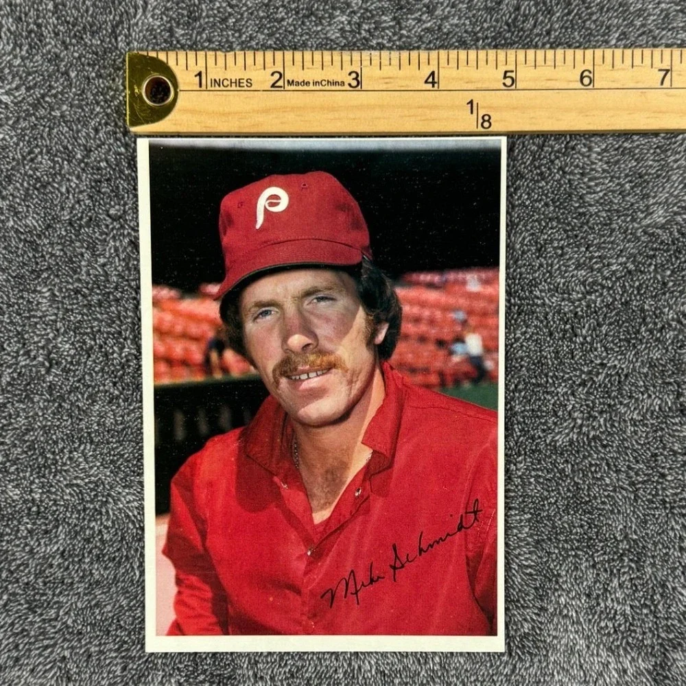 1980 Topps Mike Schmidt Philadelphia Phillies Card 2 of 60 5x7 Postcard Vintage - Picture 3 of 4